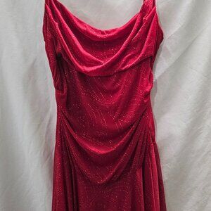 Ladies “Jessica” Stylish Red Cocktail Evening Dress – Size 10P.